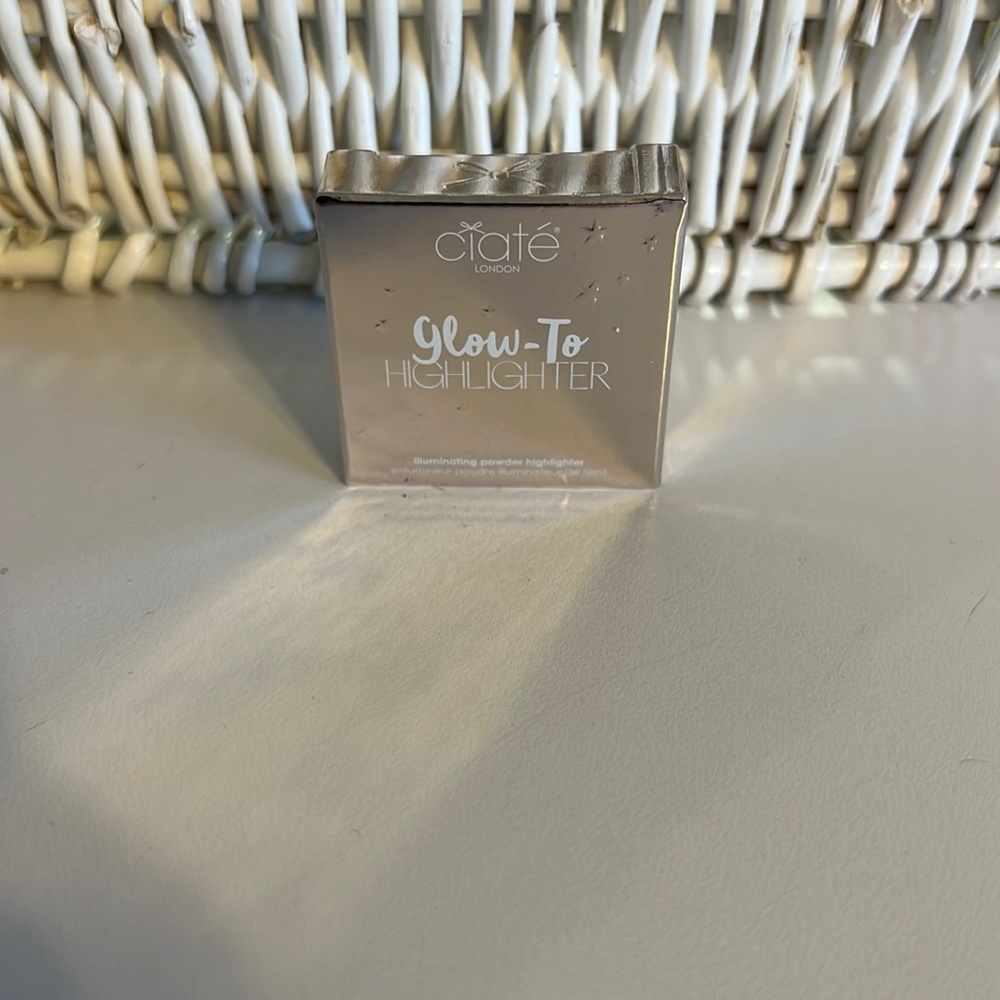 Ciate London Glow-To Highlighter